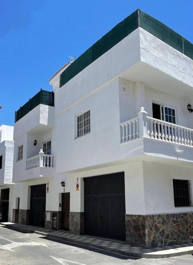 Soyemar Playa Apartments سانتا كروز دي تينيريف المظهر الخارجي الصورة